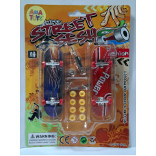 Cartela Skate de Dedo Street com Acessórios Ama Toys